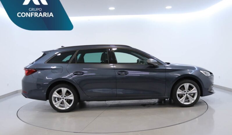 SEAT Leon Sportstourer 1.5 TSI E-HYBRID FR DSG completo