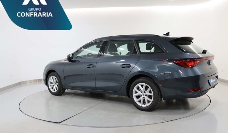 SEAT Leon Sportstourer 2.0 TDI STYLE completo