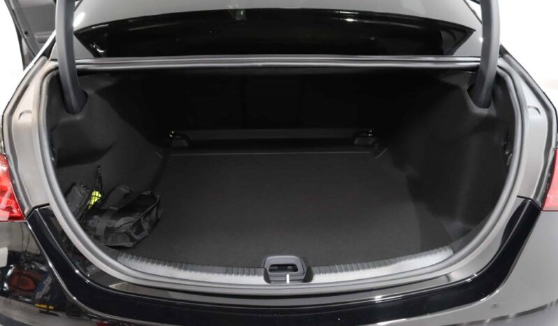 MERCEDES-BENZ Classe C 300 D AMG LINE completo