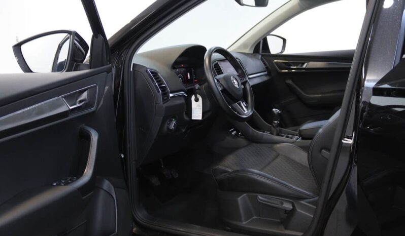SKODA Karoq 1.0 TSI AMBITION completo