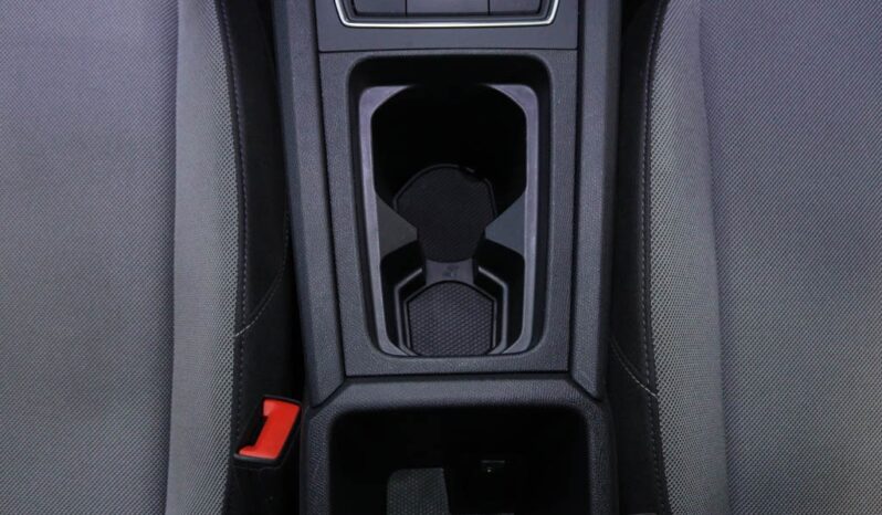 SEAT Leon Sportstourer 2.0 TDI STYLE DSG completo