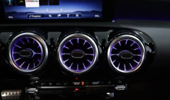 MERCEDES-BENZ Classe A A 250 E AMG completo