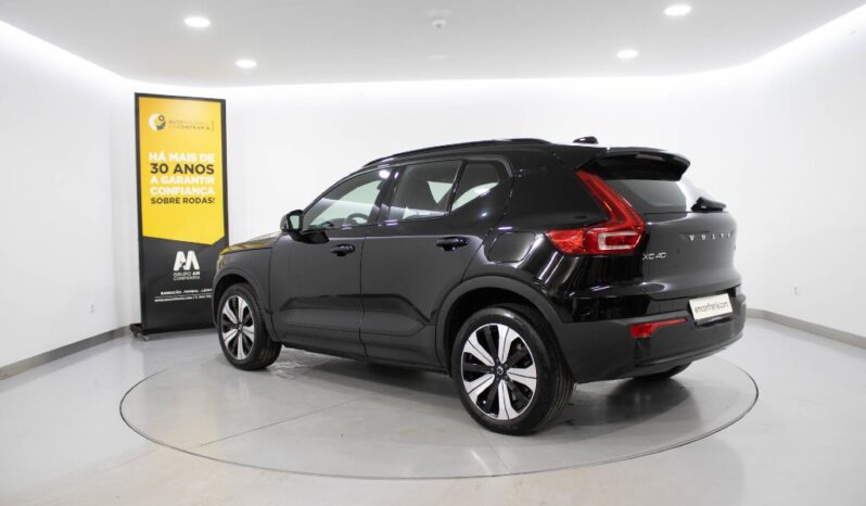 VOLVO XC40 Pure Electric 67 kWh RECHARGE CORE completo