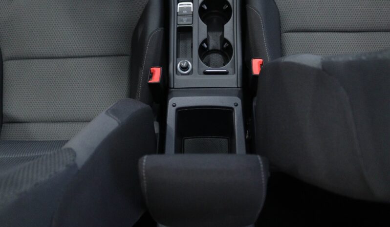 VOLKSWAGEN Golf VII Variant GP 1.6 TDI CONFORTLINE DSG completo