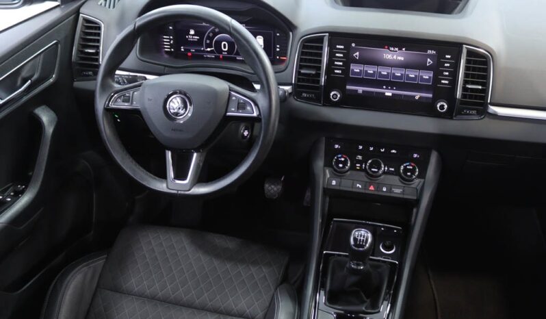 SKODA Karoq 1.0 TSI AMBITION completo