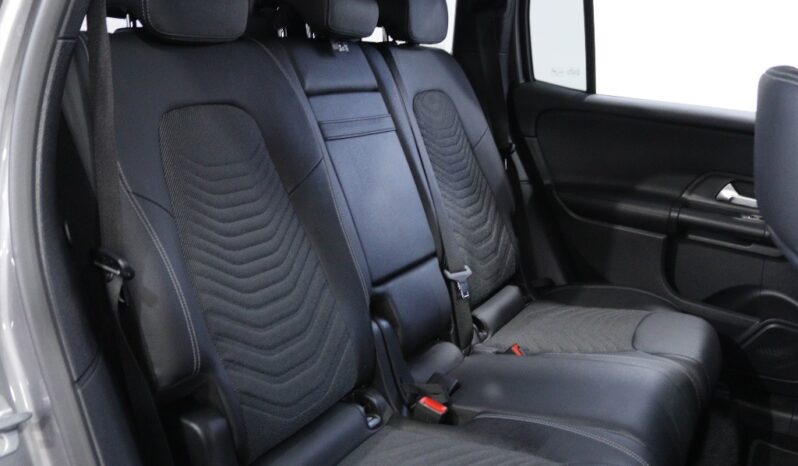 MERCEDES-BENZ Classe GLB 180 D STYLE completo