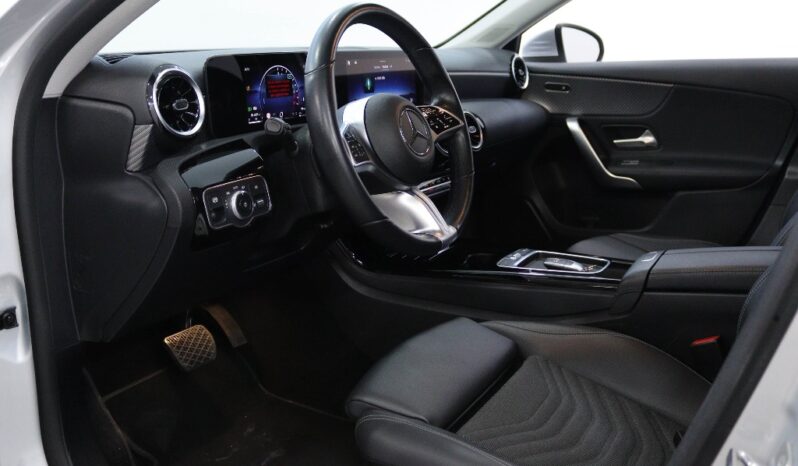 MERCEDES-BENZ Classe A A 250 e completo