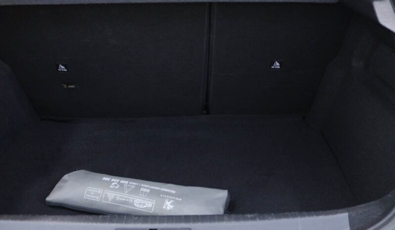 PEUGEOT 208 1.5 BLUEHDI ACTIVE completo