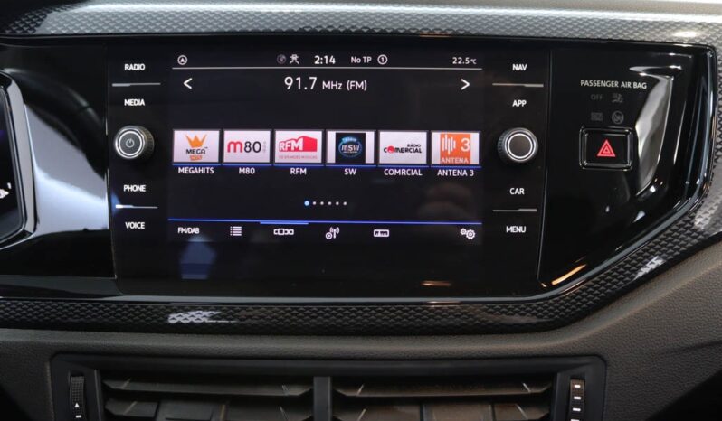 VOLKSWAGEN Polo 1.0 TSI URBAN DSG completo