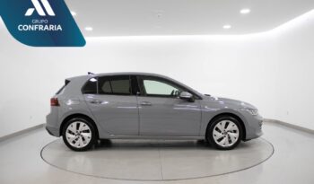 VOLKSWAGEN Golf VIII 1.5 TSI 50 ANOS completo
