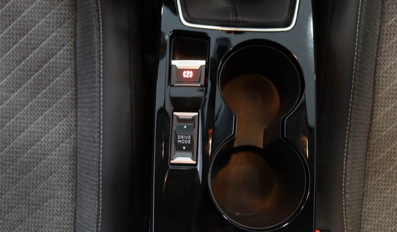 PEUGEOT 208 1.2 PURETECH ALLURE completo