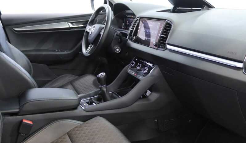 SKODA Karoq 1.0 TSI AMBITION completo