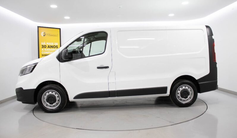 RENAULT Trafic III Fase III 2.0 BLUE DCI L1H1 ADVANCE completo