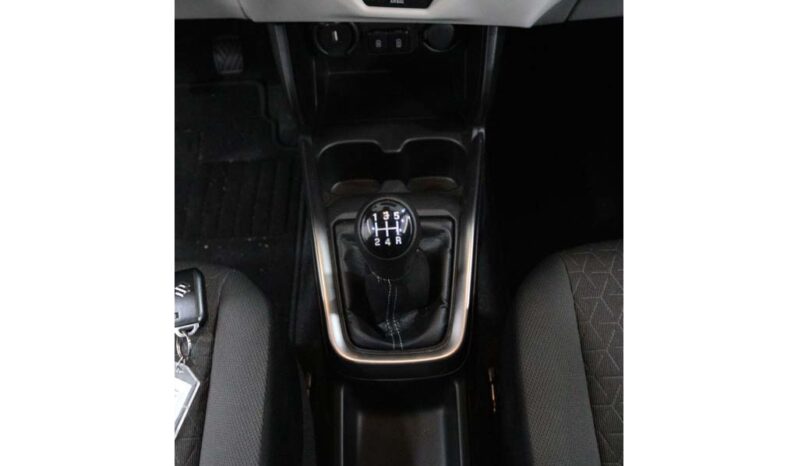 SUZUKI SWIFT 1.2 MILD HYBRID S3 completo