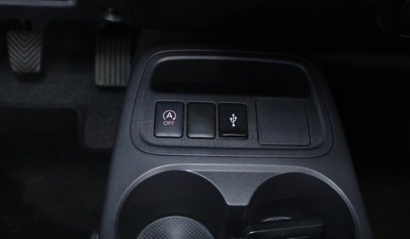 MITSUBISHI Space Star 1.2 CONNECT EDITION completo