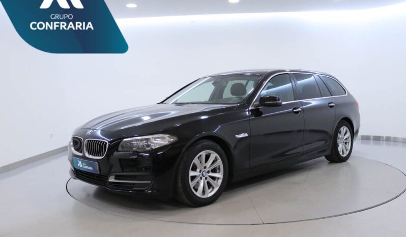 BMW Serie Touring LCI 520 D AUTO completo