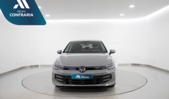 VOLKSWAGEN Golf VIII 1.5 TSI 50 ANOS completo