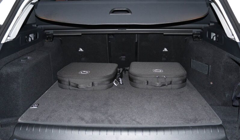 MERCEDES-BENZ Classe C Station 300 DE AMG completo