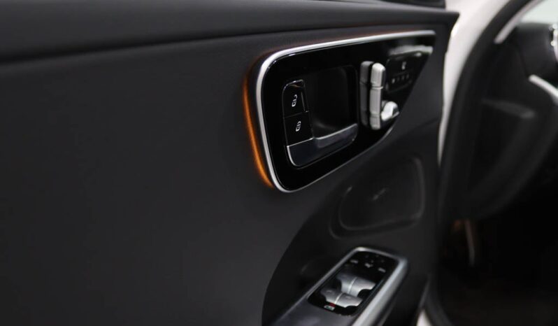MERCEDES-BENZ Classe C Station 300 DE AMG completo