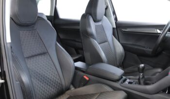 SKODA Karoq 1.0 TSI AMBITION completo