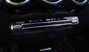 MERCEDES-BENZ Classe GLB 180 D STYLE completo