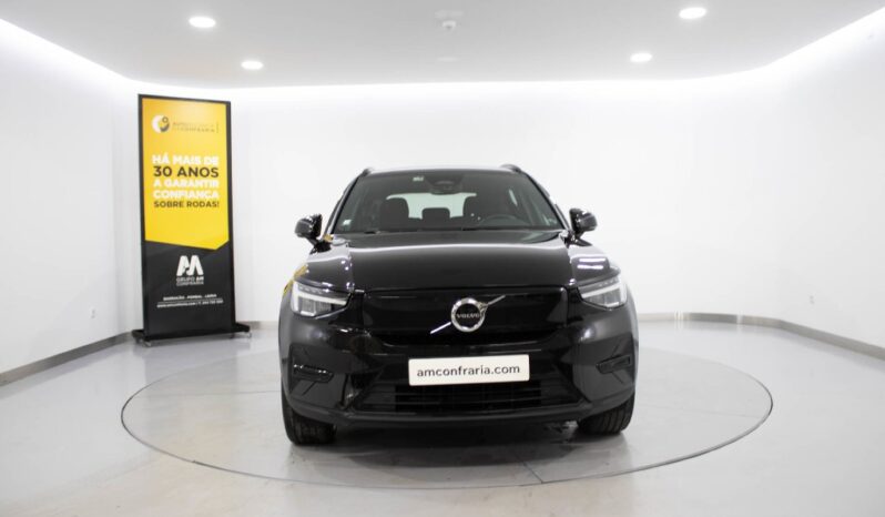 VOLVO XC40 Pure Electric 67 kWh RECHARGE CORE completo