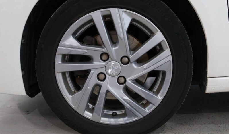 PEUGEOT 208 1.5 BLUEHDI ACTIVE completo