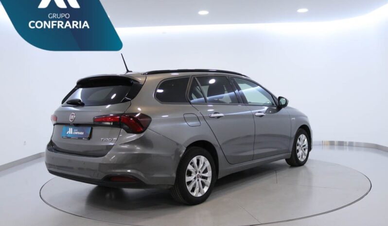FIAT Tipo SW 1.3 M-JET LOUNGE completo