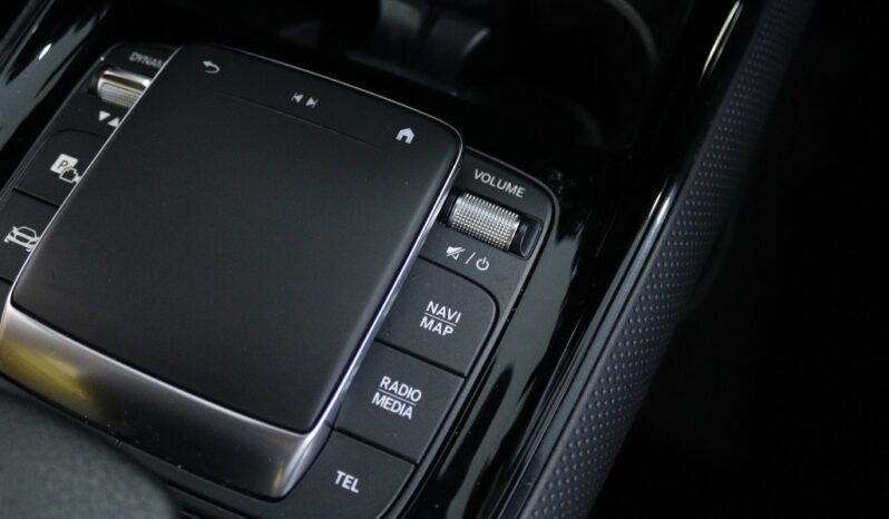 MERCEDES-BENZ Classe GLB 180 D STYLE completo