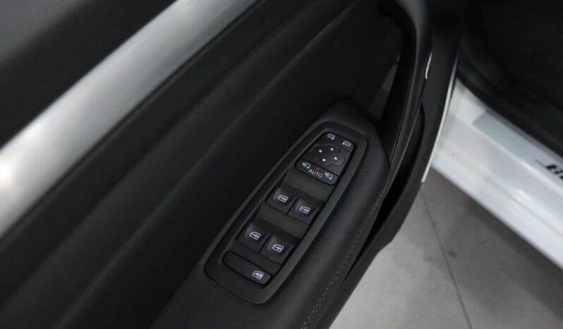 RENAULT Mégane IV 1.3 TCE BOSE EDITION completo