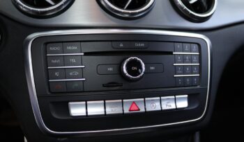 MERCEDES-BENZ Classe CLA Sho.Brake 180 D AMG LINE completo
