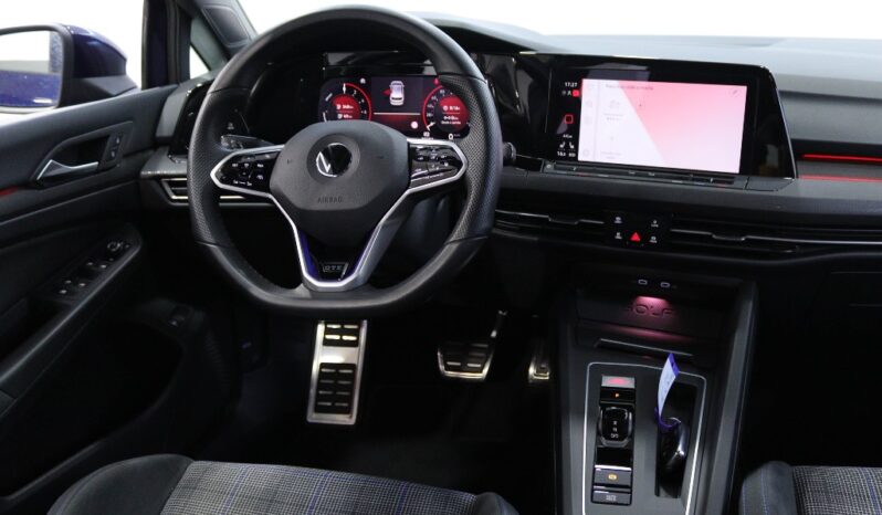 VOLKSWAGEN Golf VIII 1.4 TSI GTE+ DSG completo