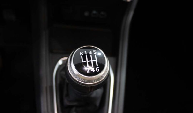 RENAULT Captur 1.0 TCE TECHNO completo