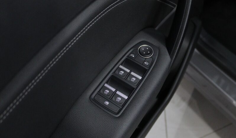 RENAULT Captur 1.0 TCE TECHNO completo