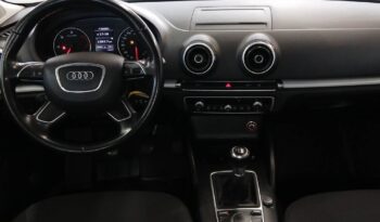 AUDI A3 Sportback 1.6 TDI ADVANCE completo