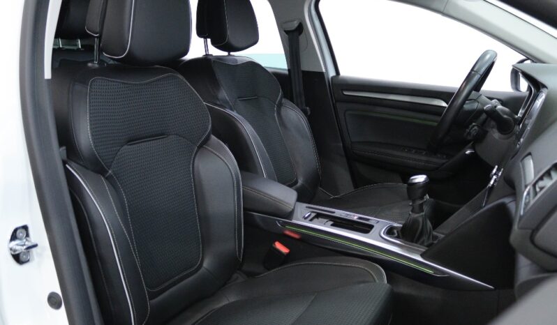 RENAULT Mégane IV 1.3 TCE BOSE EDITION completo