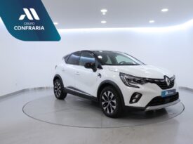 RENAULT CAPTUR 1.0 TCE TECHNO