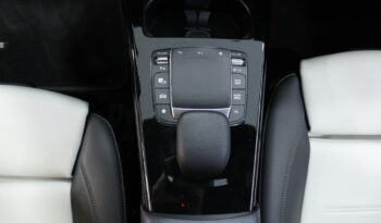 MERCEDES-BENZ Classe A 180 D AMG LINE AUT. completo