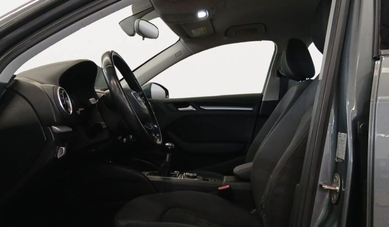 AUDI A3 Sportback 1.6 TDI ADVANCE completo