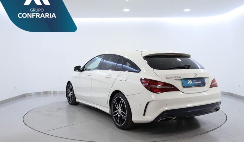 MERCEDES-BENZ Classe CLA Sho.Brake 180 D AMG LINE completo