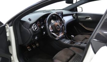 MERCEDES-BENZ Classe CLA Sho.Brake 180 D AMG LINE completo