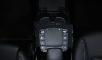 MERCEDES-BENZ Classe CLA Shooting Brake 250 E STYLE PLUS completo