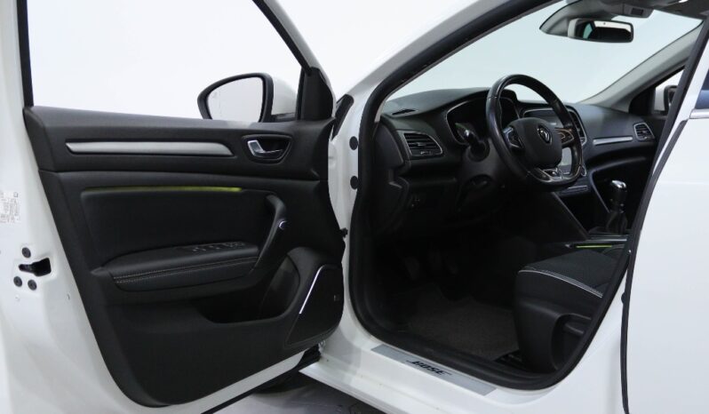 RENAULT Mégane IV 1.3 TCE BOSE EDITION completo