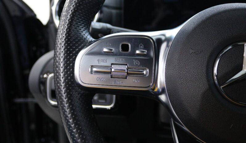 MERCEDES-BENZ Classe A 180 D AMG LINE AUT. completo