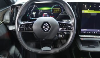 RENAULT Mégane E-Tech 60 kWh EV60 ICONIC OPTIMUM CHARGE completo