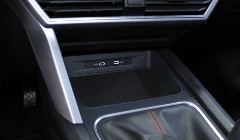 SEAT Leon Sportstourer 1.0 TSI FR completo