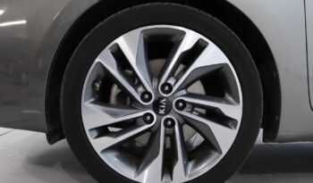 KIA Carens 1.7 CRDI ISG EX completo