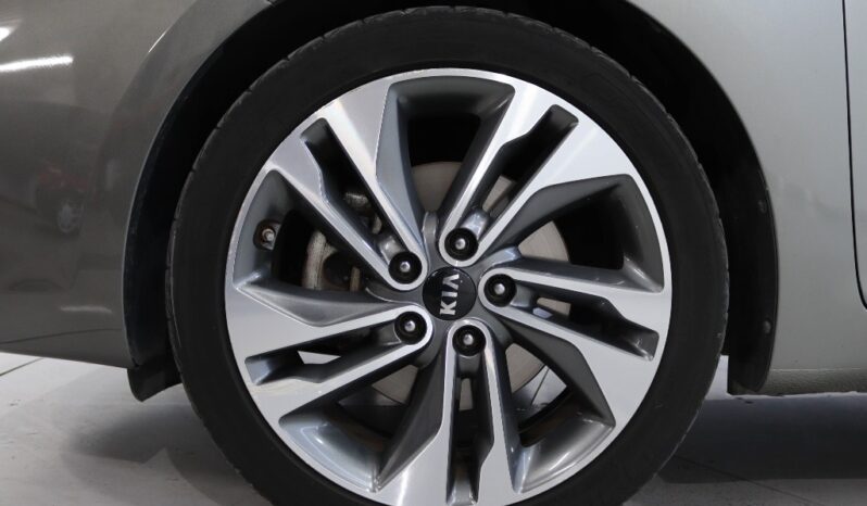 KIA Carens 1.7 CRDI ISG EX completo