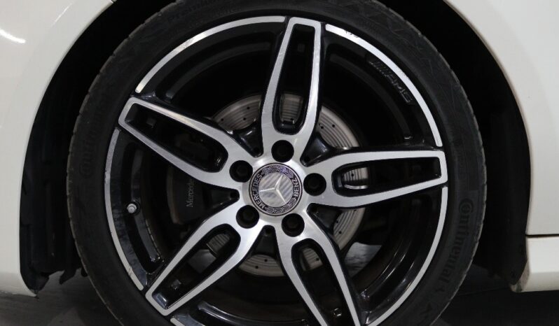 MERCEDES-BENZ Classe CLA Sho.Brake 180 D AMG LINE completo