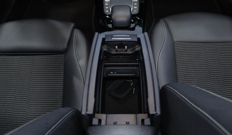 MERCEDES-BENZ Classe CLA Shooting Brake 250 E STYLE PLUS completo